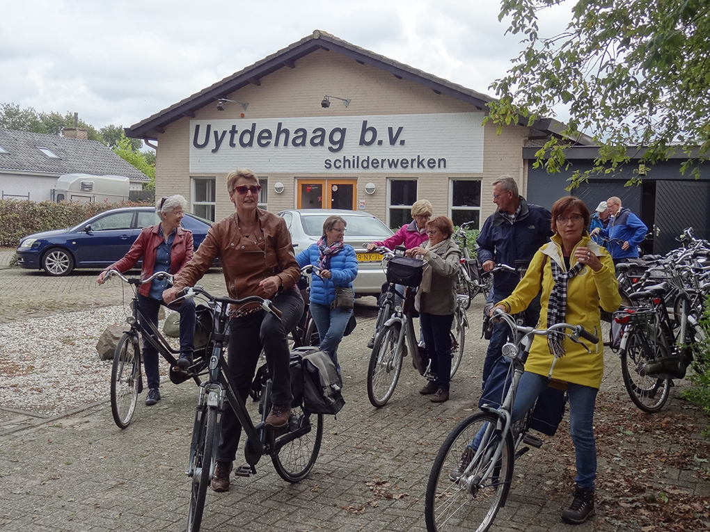  Uistapje 2017, rondleiding in de natuur en uitleg van de natuur. 